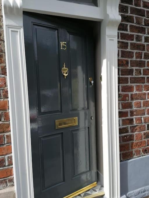 Stunning 3 Bedroom Townhouse In The Heart Of City Belfast Dış mekan fotoğraf